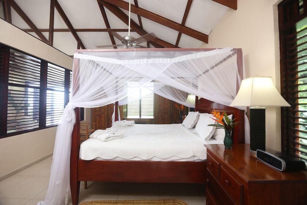 Stonefield Villa Resort (Adults Only) ซูฟริแยร์ ภายนอก รูปภาพ